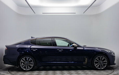 KIA Stinger I, 2018 год, 2 600 000 рублей, 7 фотография