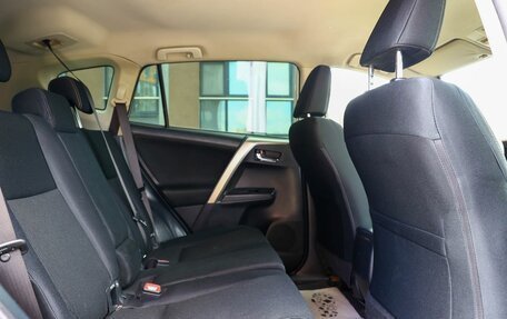 Toyota RAV4, 2014 год, 1 850 000 рублей, 14 фотография