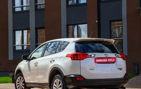 Toyota RAV4, 2014 год, 1 850 000 рублей, 2 фотография