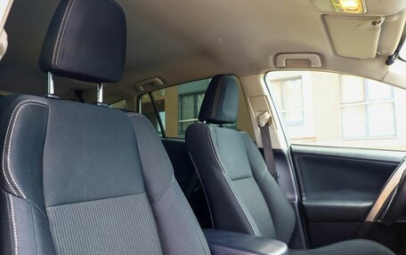 Toyota RAV4, 2014 год, 1 850 000 рублей, 16 фотография
