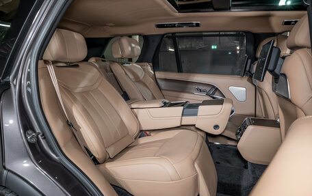 Land Rover Range Rover IV рестайлинг, 2025 год, 23 900 000 рублей, 40 фотография