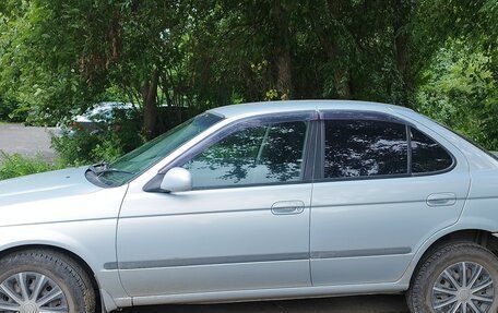 Nissan Sunny B15, 2000 год, 200 000 рублей, 2 фотография