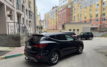 Hyundai Santa Fe III рестайлинг, 2018 год, 2 000 000 рублей, 5 фотография