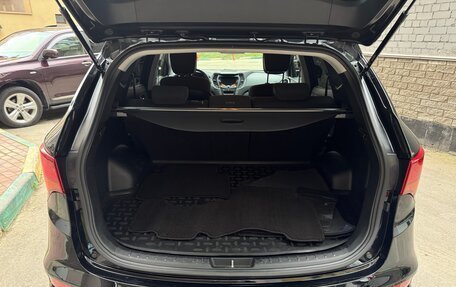Hyundai Santa Fe III рестайлинг, 2018 год, 2 000 000 рублей, 25 фотография