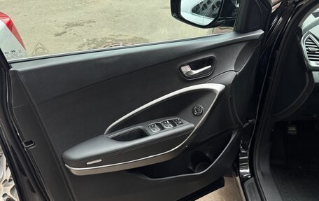 Hyundai Santa Fe III рестайлинг, 2018 год, 2 000 000 рублей, 24 фотография
