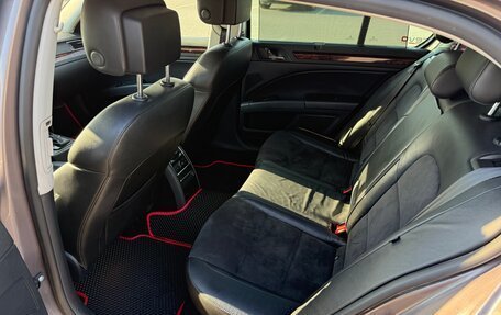 Skoda Superb III рестайлинг, 2013 год, 1 000 000 рублей, 10 фотография
