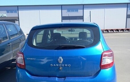 Renault Sandero II рестайлинг, 2014 год, 319 000 рублей, 4 фотография