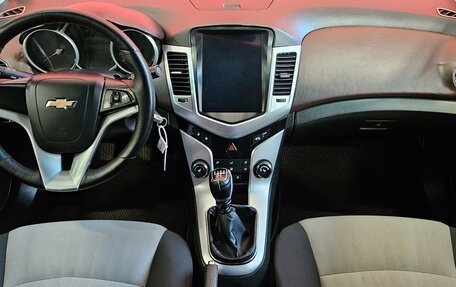 Chevrolet Cruze II, 2011 год, 380 000 рублей, 9 фотография