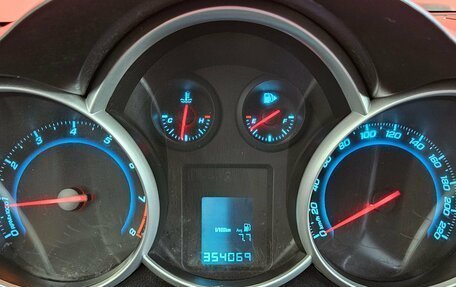 Chevrolet Cruze II, 2011 год, 380 000 рублей, 10 фотография