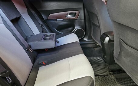 Chevrolet Cruze II, 2011 год, 380 000 рублей, 14 фотография
