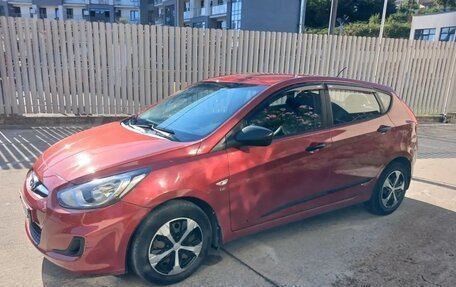 Hyundai Solaris II рестайлинг, 2013 год, 870 000 рублей, 4 фотография