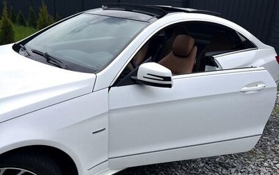 Mercedes-Benz E-Класс, 2011 год, 1 590 000 рублей, 1 фотография