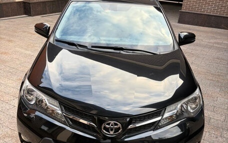 Toyota RAV4, 2015 год, 1 870 000 рублей, 1 фотография