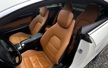 Mercedes-Benz E-Класс, 2011 год, 1 590 000 рублей, 3 фотография
