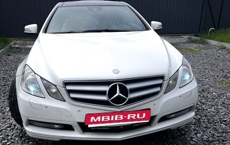 Mercedes-Benz E-Класс, 2011 год, 1 590 000 рублей, 2 фотография