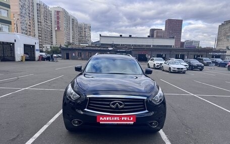 Infiniti QX70, 2017 год, 2 350 000 рублей, 4 фотография
