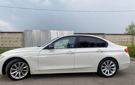 BMW 3 серия, 2011 год, 1 250 000 рублей, 2 фотография