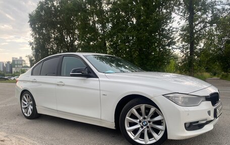 BMW 3 серия, 2011 год, 1 250 000 рублей, 4 фотография