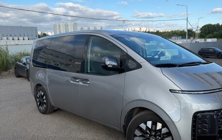Hyundai Staria, 2024 год, 6 500 000 рублей, 2 фотография