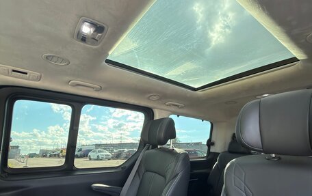 Hyundai Staria, 2024 год, 6 500 000 рублей, 17 фотография