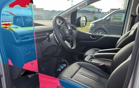 Hyundai Staria, 2024 год, 6 500 000 рублей, 9 фотография