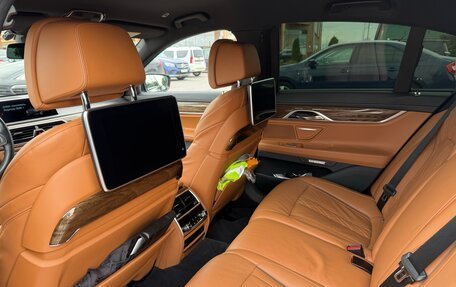 BMW 7 серия, 2015 год, 4 650 000 рублей, 5 фотография