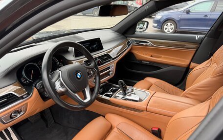 BMW 7 серия, 2015 год, 4 650 000 рублей, 3 фотография