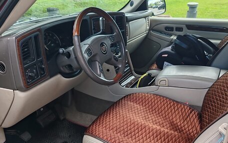 Cadillac Escalade II, 2004 год, 1 200 000 рублей, 7 фотография