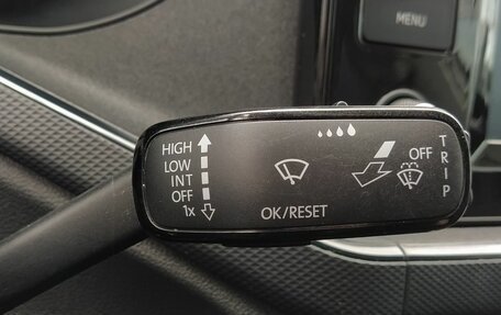 Volkswagen Polo VI (EU Market), 2021 год, 1 450 000 рублей, 10 фотография