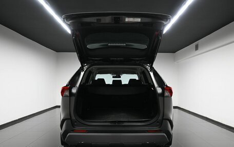 Toyota RAV4, 2020 год, 3 245 000 рублей, 7 фотография