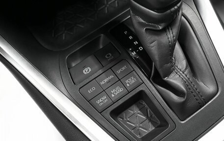 Toyota RAV4, 2020 год, 3 245 000 рублей, 19 фотография