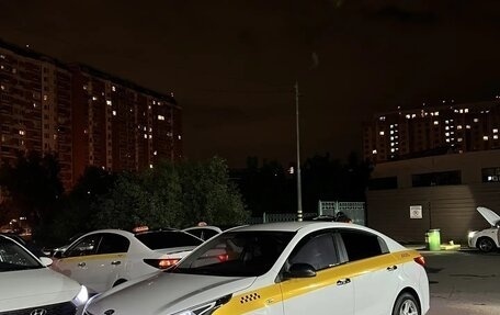 KIA Rio IV, 2021 год, 1 050 000 рублей, 3 фотография