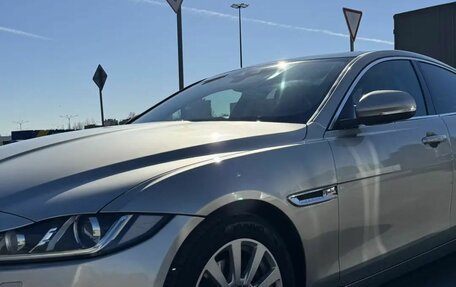 Jaguar XE I рестайлинг, 2015 год, 1 100 000 рублей, 6 фотография