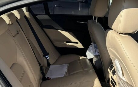 Jaguar XE I рестайлинг, 2015 год, 1 100 000 рублей, 10 фотография