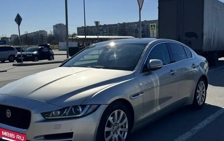 Jaguar XE I рестайлинг, 2015 год, 1 100 000 рублей, 2 фотография