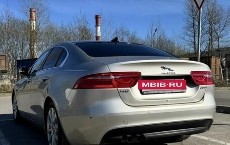Jaguar XE I рестайлинг, 2015 год, 1 100 000 рублей, 5 фотография