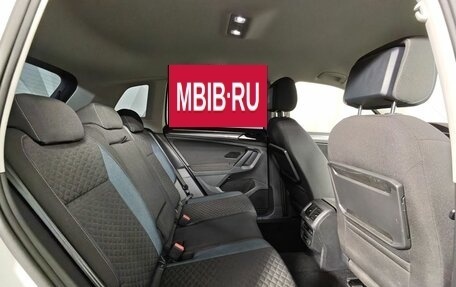 Volkswagen Tiguan II, 2020 год, 2 155 000 рублей, 16 фотография