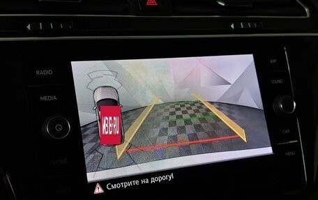 Volkswagen Tiguan II, 2020 год, 2 155 000 рублей, 21 фотография