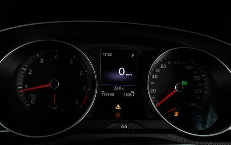 Volkswagen Passat B8 рестайлинг, 2017 год, 1 698 000 рублей, 19 фотография