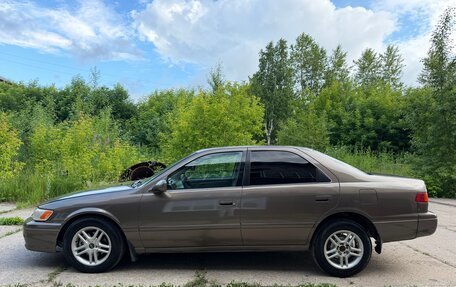 Toyota Camry, 1999 год, 385 000 рублей, 3 фотография