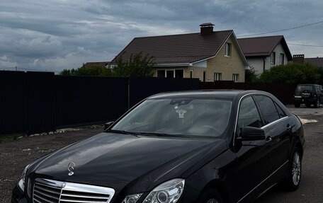 Mercedes-Benz E-Класс, 2010 год, 1 550 000 рублей, 1 фотография