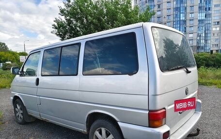 Volkswagen Multivan T4, 2002 год, 1 150 000 рублей, 3 фотография