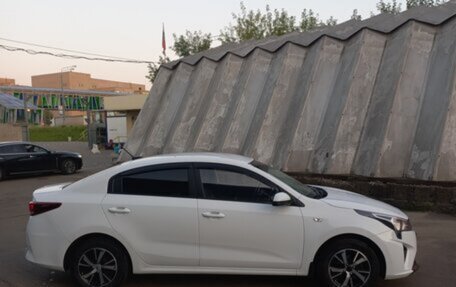 KIA Rio IV, 2021 год, 950 000 рублей, 6 фотография