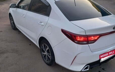 KIA Rio IV, 2021 год, 950 000 рублей, 2 фотография