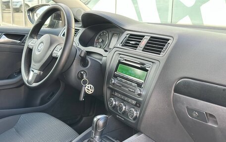 Volkswagen Jetta VI, 2013 год, 1 350 000 рублей, 11 фотография
