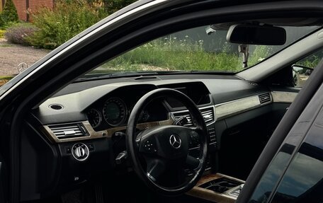 Mercedes-Benz E-Класс, 2010 год, 1 550 000 рублей, 5 фотография
