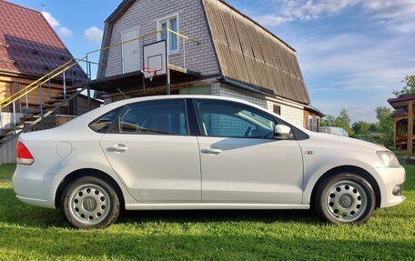 Volkswagen Polo VI (EU Market), 2015 год, 800 000 рублей, 5 фотография