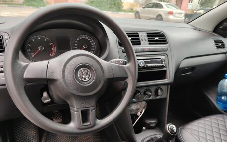 Volkswagen Polo VI (EU Market), 2015 год, 750 000 рублей, 10 фотография