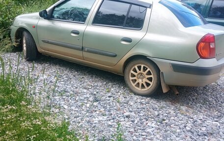 Renault Symbol I, 2002 год, 300 000 рублей, 2 фотография
