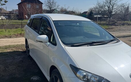 Toyota Wish II, 2012 год, 1 520 000 рублей, 1 фотография